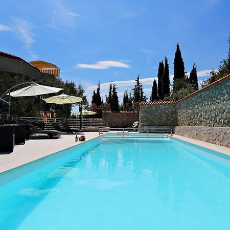 Villa Dinastija กาลี ภายนอก รูปภาพ