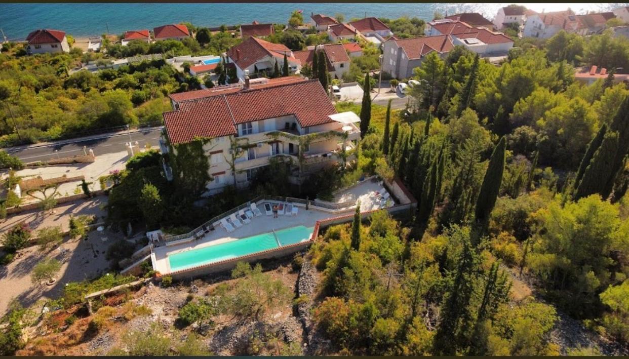 Villa Dinastija กาลี ภายนอก รูปภาพ