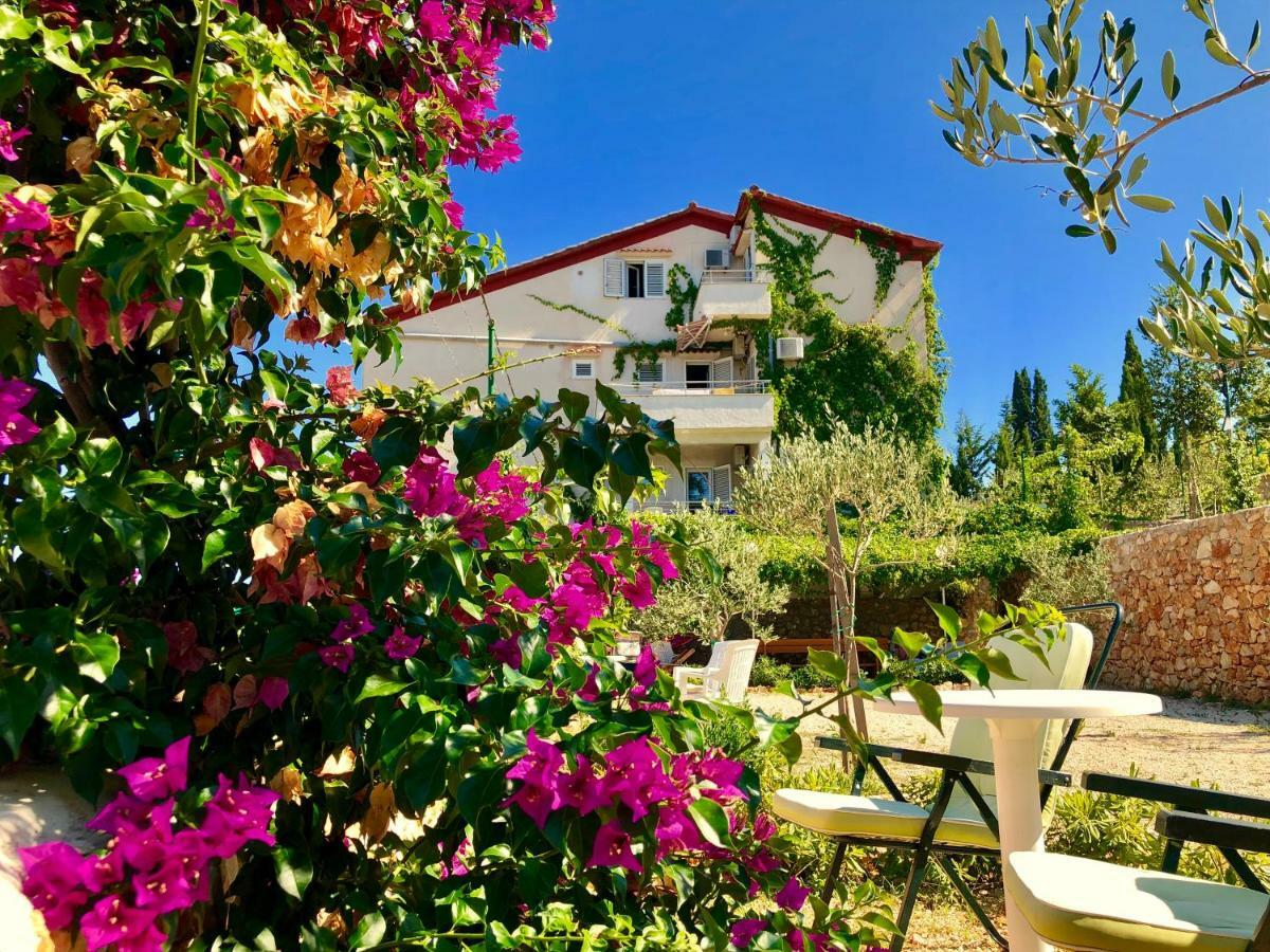 Villa Dinastija กาลี ภายนอก รูปภาพ
